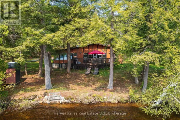 1033 SCOTT LANE, Lake of Bays