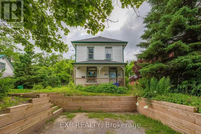 1033 WATER STREET, Peterborough