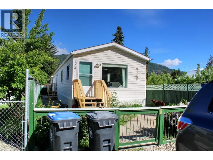 1034 Hillside Avenue, Chase