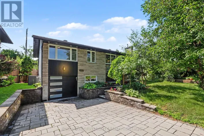 1034 WALKLEY ROAD, Ottawa