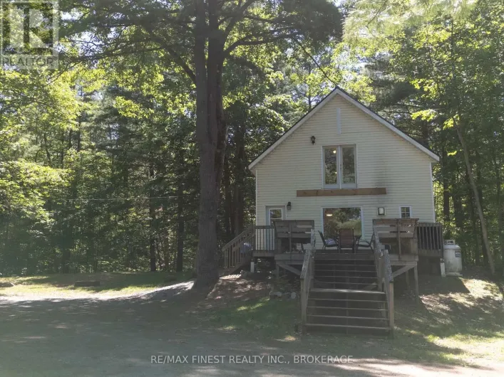 1035 COZY RIDGE LANE, Frontenac