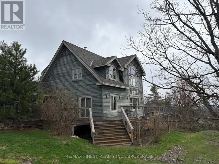 1035 SWEETFERN LANE, Frontenac
