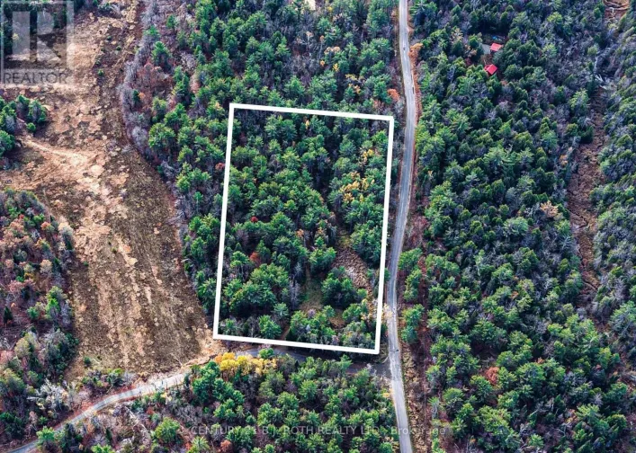 1036 HOPKINS ROAD, Gravenhurst