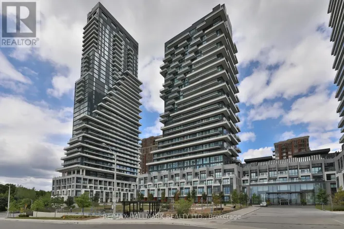 1037 - 20 INN ON THE PARK DRIVE, Toronto