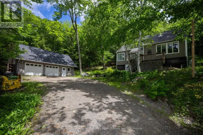 1037 FOREMAN ROAD, Muskoka Lakes