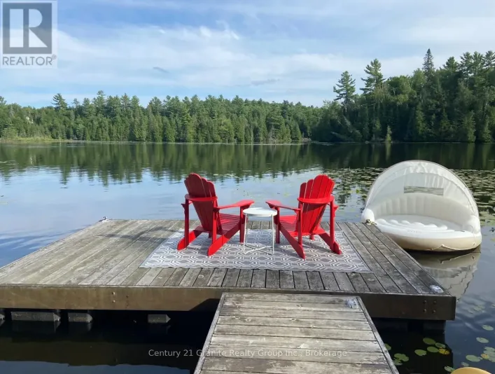 1037 ROTUNDA DRIVE, Highlands East