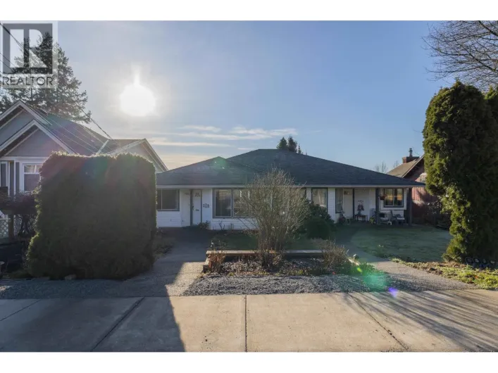 1038 WALLS AVENUE, Coquitlam