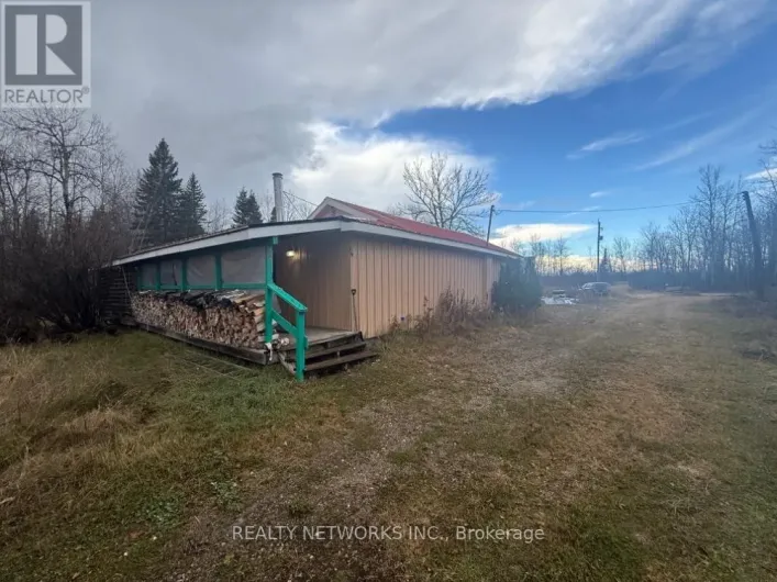 1039 CAMP BICKELL ROAD, Iroquois Falls