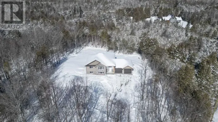 1039 CROOKSTON ROAD, Centre Hastings