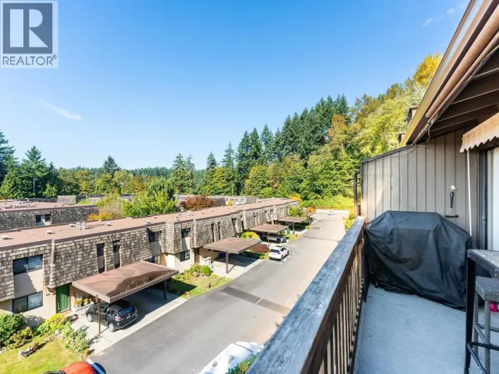 1039 OLD LILLOOET ROAD, North Vancouver