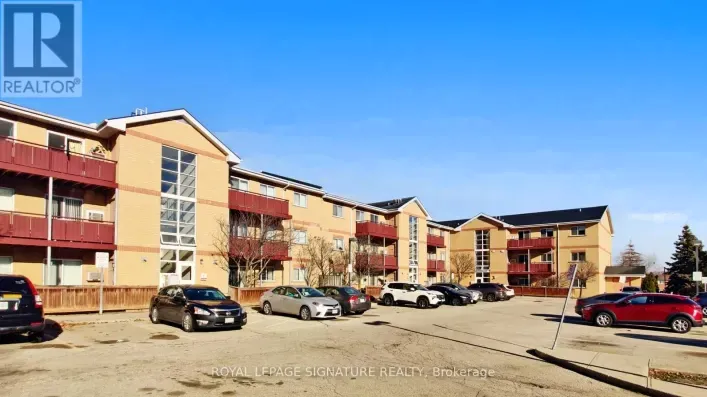 Apartment for sale: 103B - 211 FORUM DRIVE, Mississauga