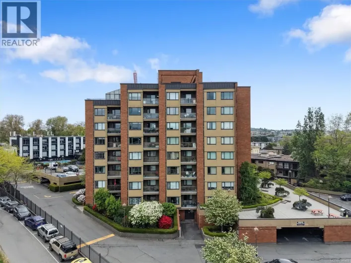 104 103 Gorge Rd E, Victoria