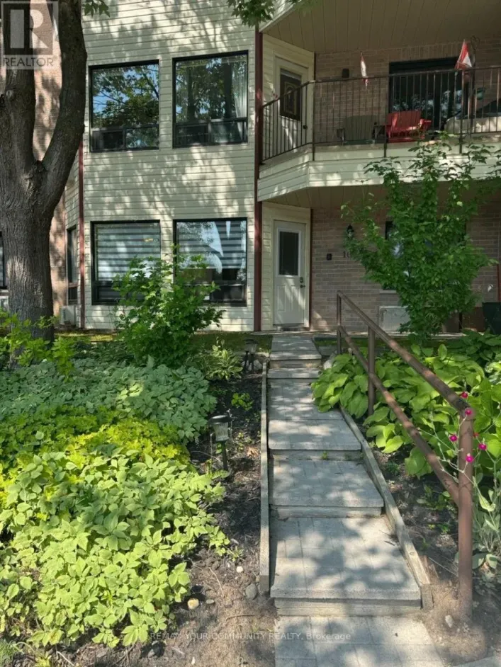 104 - 111 GREW BOULEVARD, Georgina