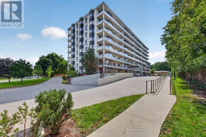 104 - 1180 COMMISSIONERS ROAD W, London South