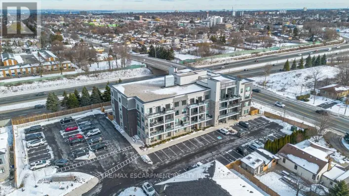 104 - 120 SPRINGVALLEY CRESCENT, Hamilton