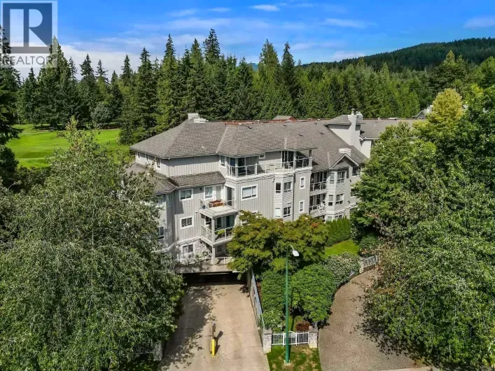 104 1281 PARKGATE AVENUE, North Vancouver