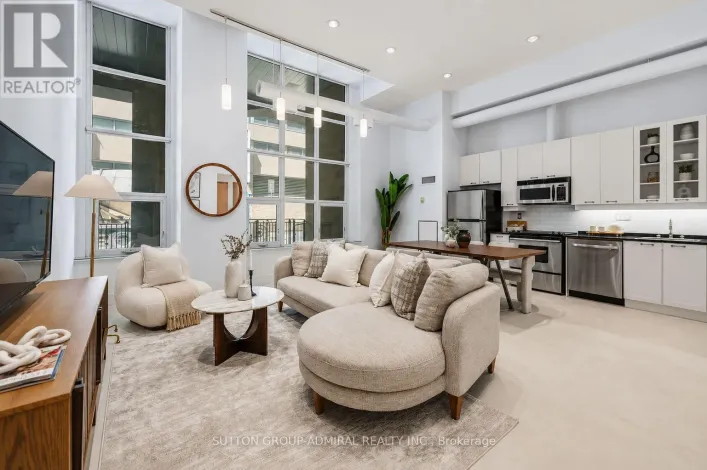 104 - 135 DALHOUSIE STREET, Toronto