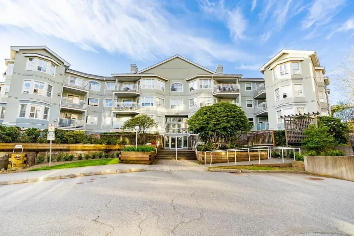 104 13955 LAUREL DRIVE, Surrey