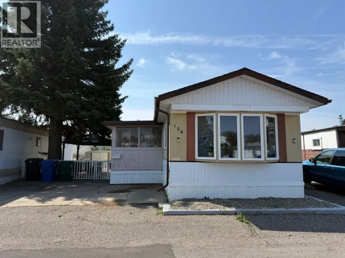 104, 1410 43 Street S, Lethbridge