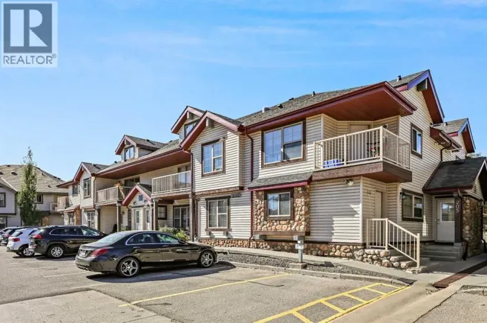 104, 15 Everridge Square SW, Calgary