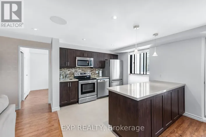 104 - 15390 YONGE STREET, Aurora