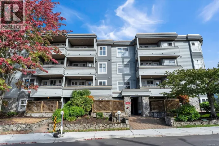 104 1580 Christmas Ave, Saanich