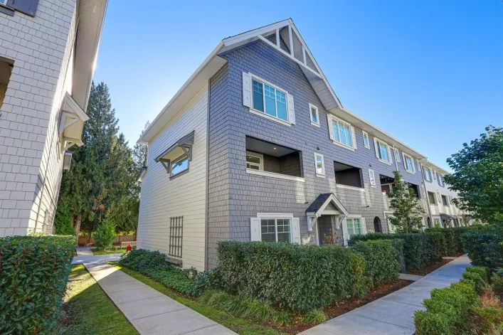 104 15850 85 AVENUE, Surrey