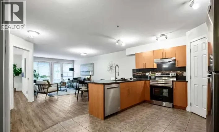 104, 1724 26 Avenue SW, Calgary