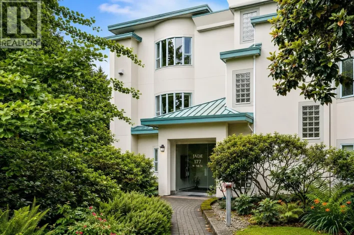 104 177 W 5TH STREET, North Vancouver