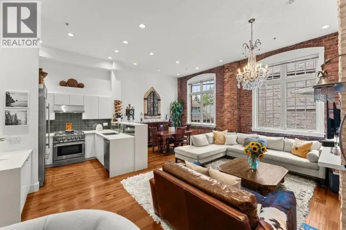 104 1811 W 16TH AVENUE, Vancouver