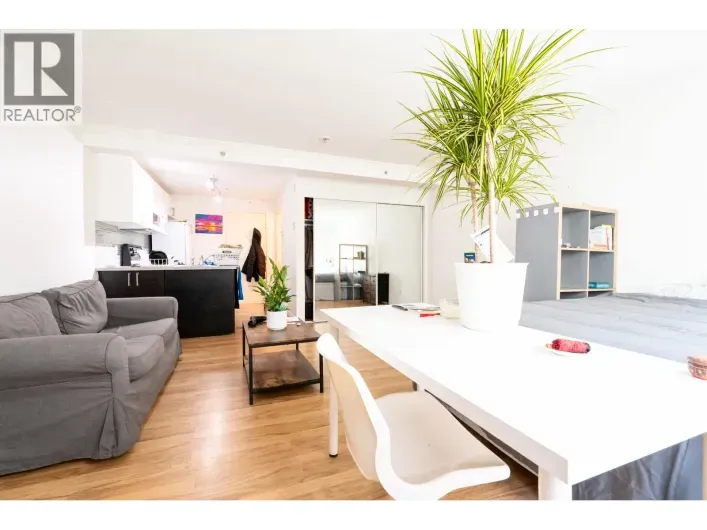 104 1940 BARCLAY STREET, Vancouver