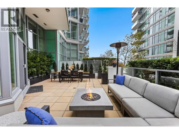 104 199 VICTORY SHIP WAY, North Vancouver