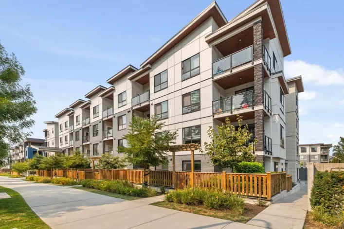 104 20362 72B AVENUE, Langley