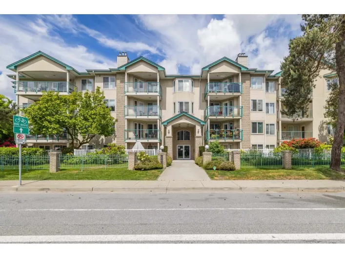 104 20433 53 AVENUE, Langley