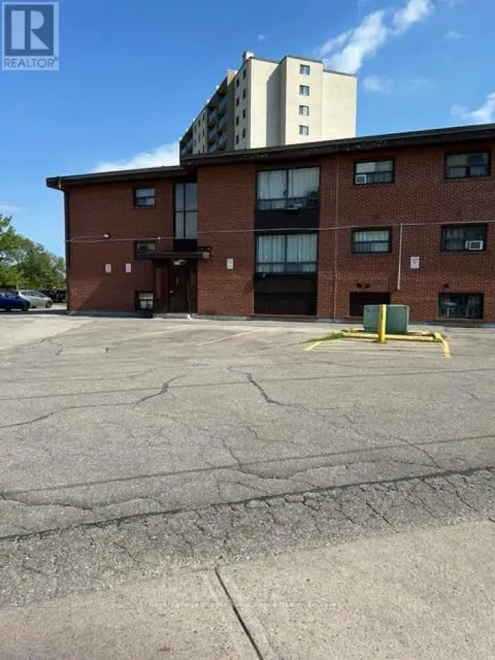 104 - 211 NONQUON ROAD N, Oshawa