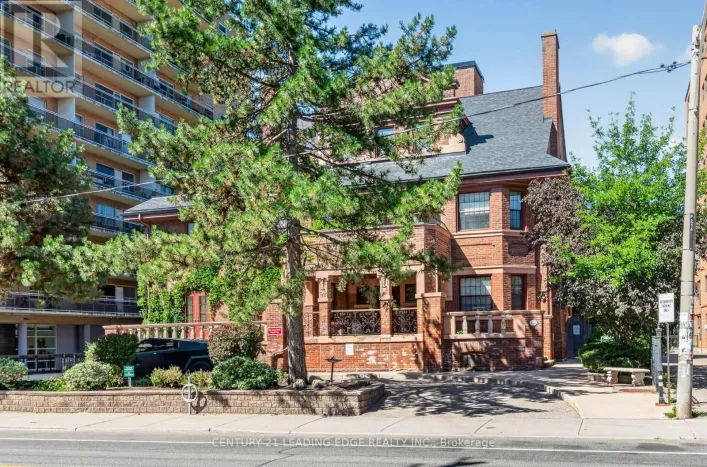 104 - 212 ST GEORGE STREET, Toronto