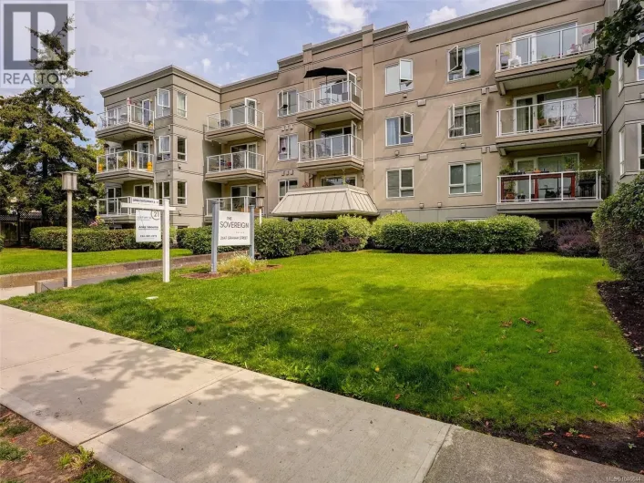 104 2647 Graham St, Victoria