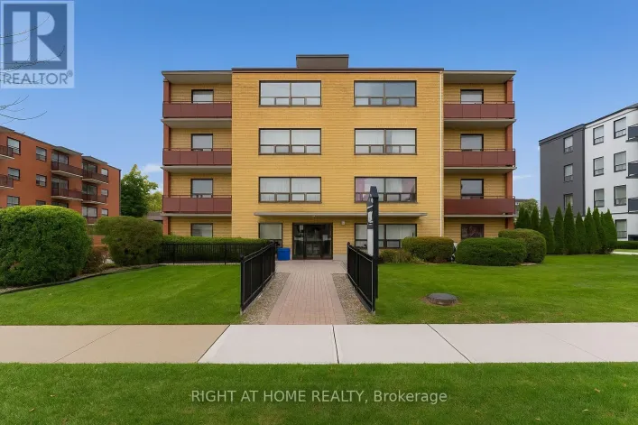 104 - 292 FINCH AVENUE W, Toronto