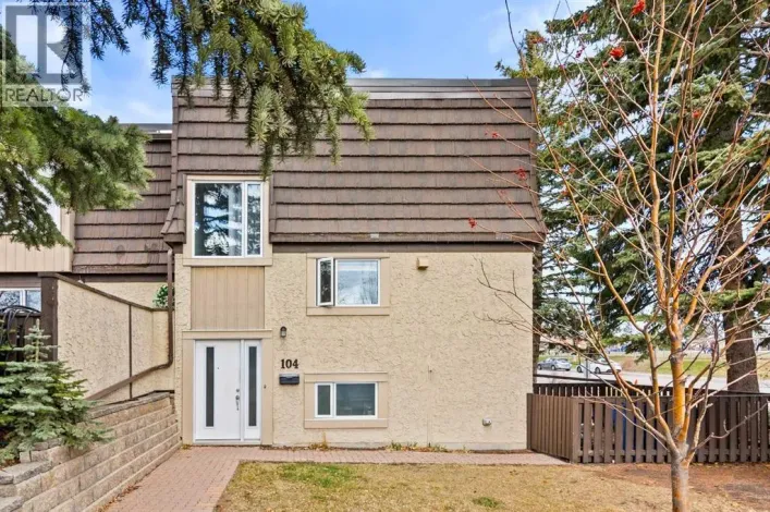 104, 3130 66 Avenue SW, Calgary