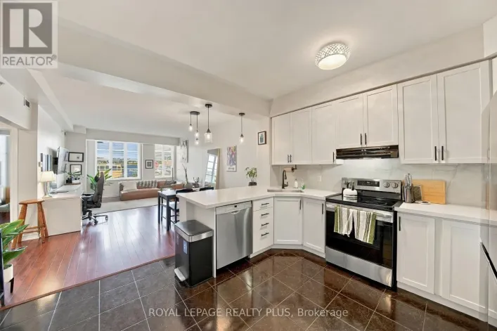 104 - 3531 LAKE SHORE BOULEVARD W, Toronto