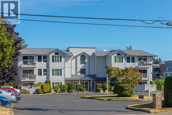 104 435 Morison Ave, Parksville