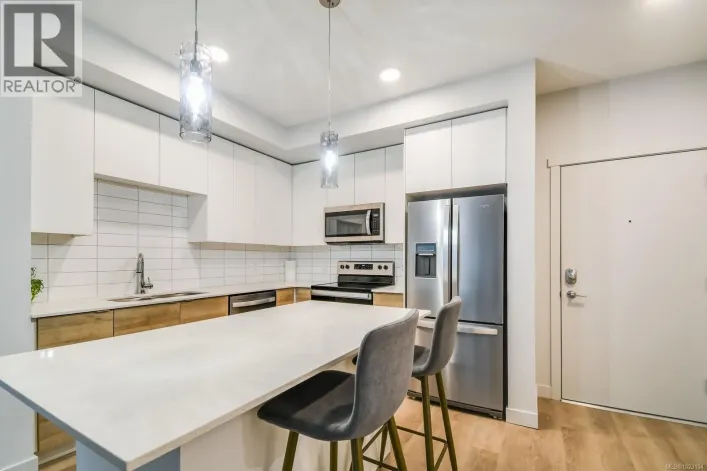 104 4830 Cedar Ridge Pl, Nanaimo