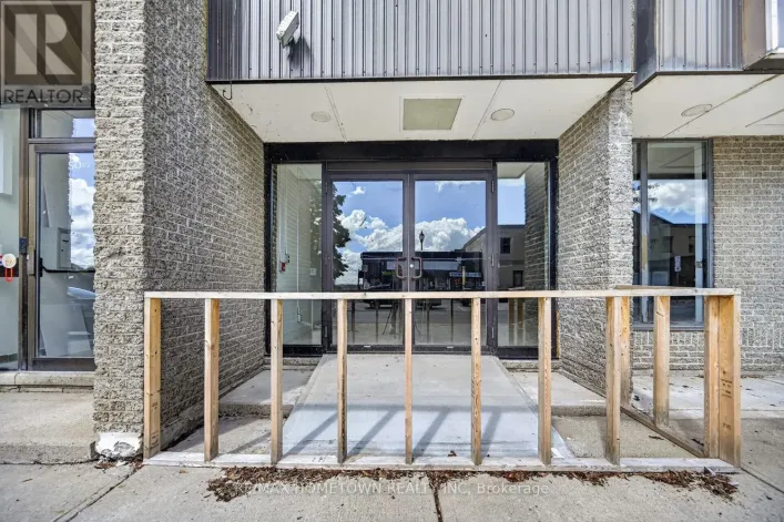 104 - 50 KING STREET E, Brockville