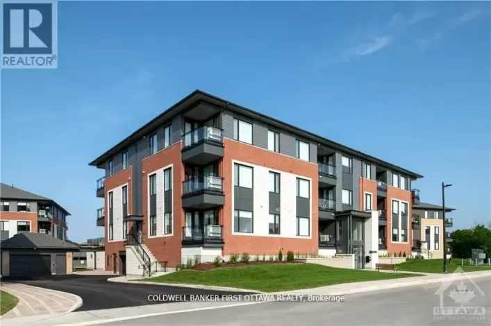 104 - 520 PIMIWIDON STREET, Ottawa