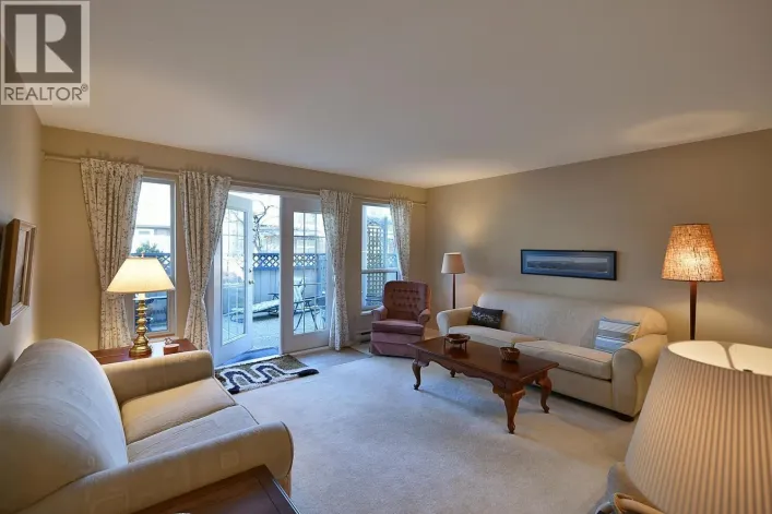 104 5768 MARINE WAY, Sechelt