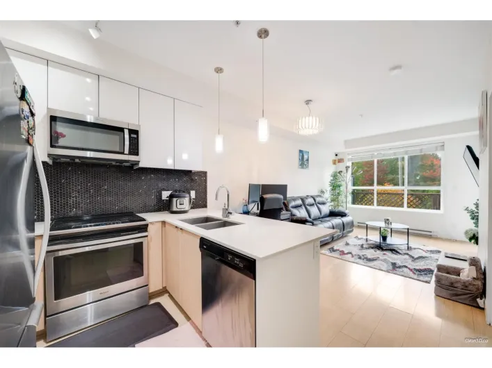 104 6438 195A STREET, Surrey