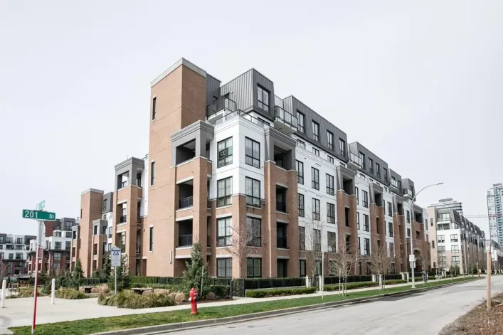 104 8327 201 STREET, Langley