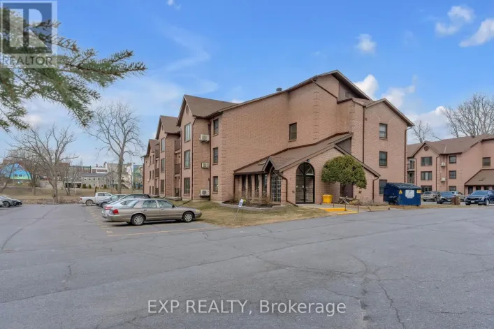 104 - 9 CENTRE STREET S, Greater Napanee