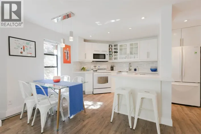 104 936 BUTE STREET, Vancouver