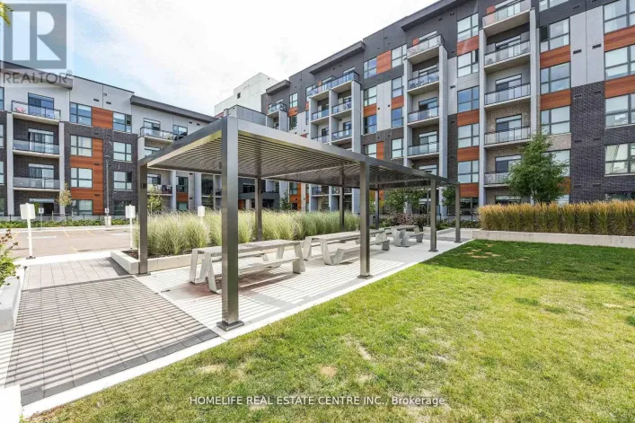 104 - 95 DUNDAS STREET, Oakville